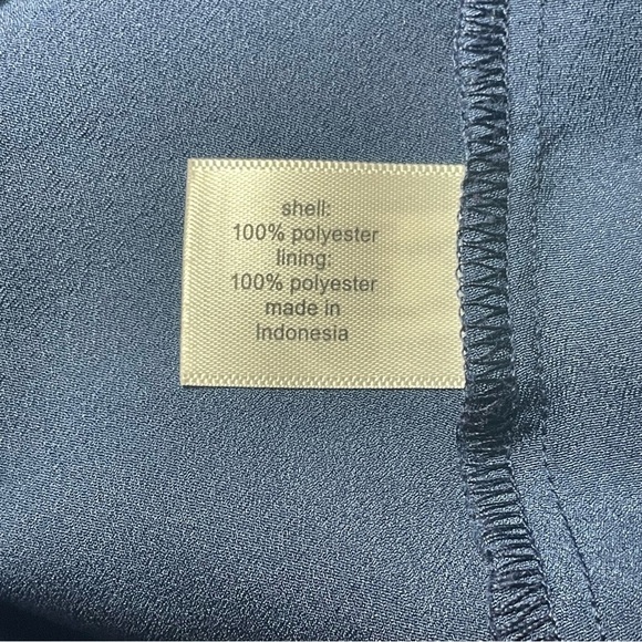 Lane Bryant Blue Floral Swirl Lined Deep V-Neck V-Back Sleeveless Blouse Size 22 - Picture 6 of 9